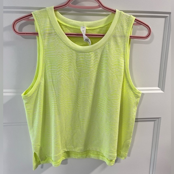Lululemon Swiftly Breathe Cropped Tank - Picture 5 of 5